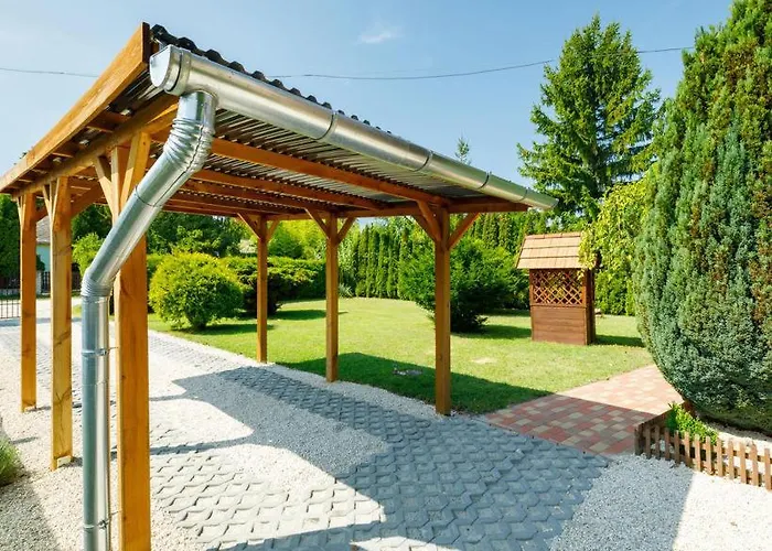 Kristof Vendeghaz Holiday home Balatonfenyves